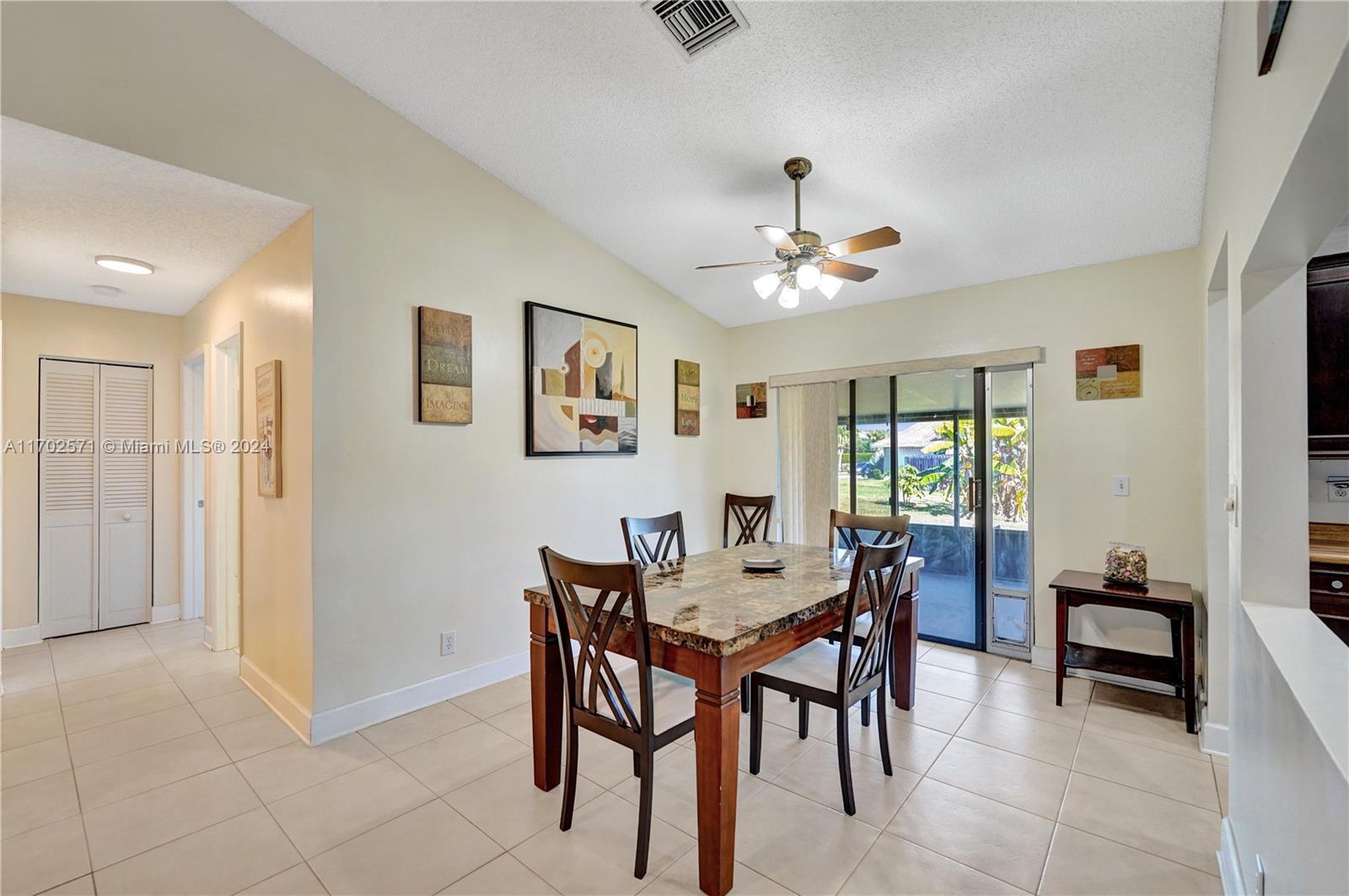 9227 NW 48th St, Sunrise, Florida image 13