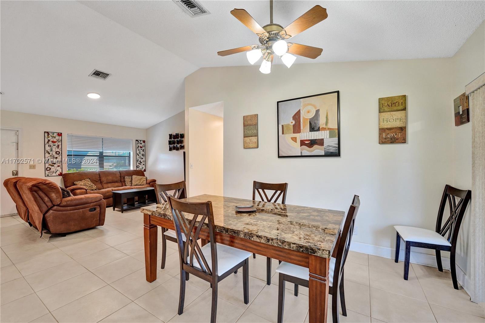 9227 NW 48th St, Sunrise, Florida image 16