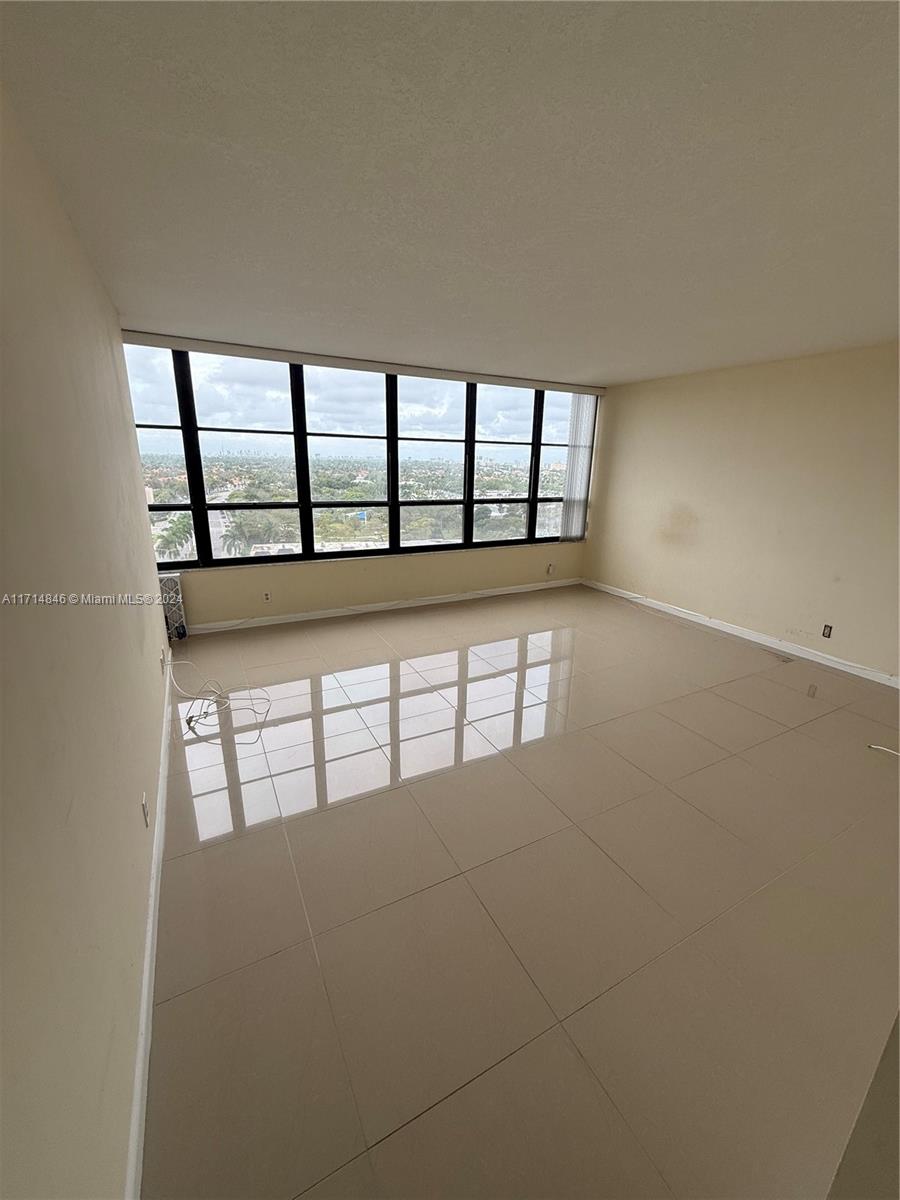 600 Three Islands Blvd #1105, Hallandale Beach, Florida image 16