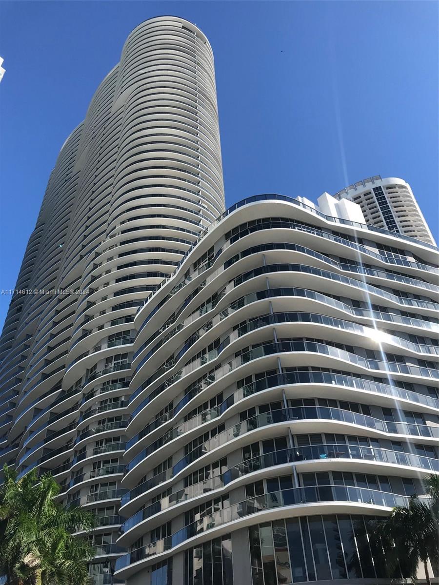 488 NE 18th St #2410, Miami FL 33132