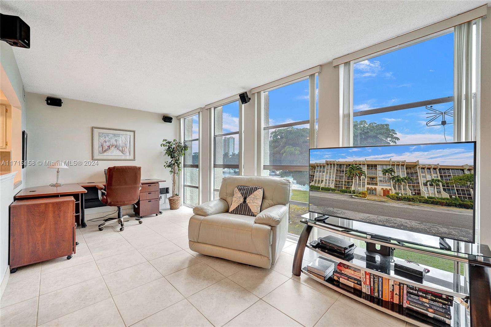 601 Three Islands Blvd #205, Hallandale Beach, Florida image 28