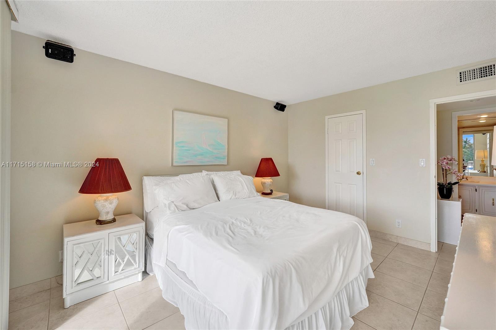 601 Three Islands Blvd #205, Hallandale Beach, Florida image 37