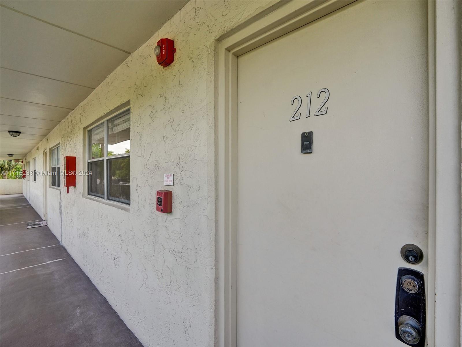 6075 N Sabal Palm Blvd #212, Tamarac, Florida image 28