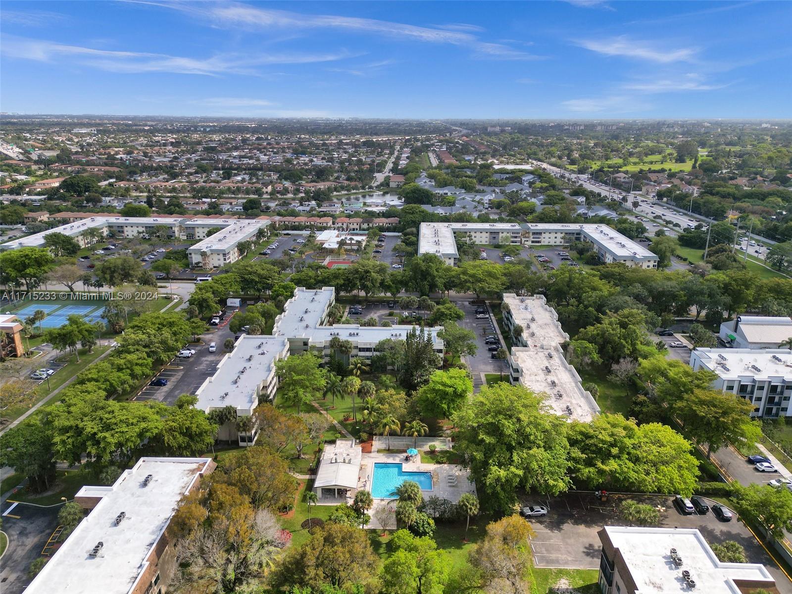 6075 N Sabal Palm Blvd #212, Tamarac, Florida image 31