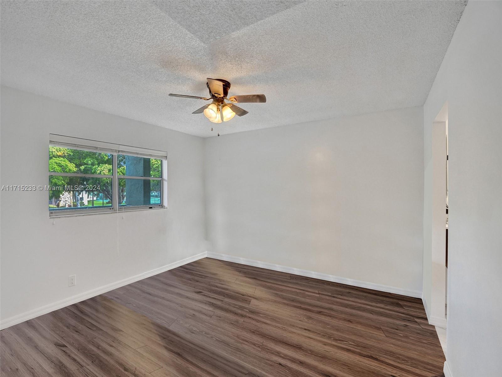 6075 N Sabal Palm Blvd #212, Tamarac, Florida image 7