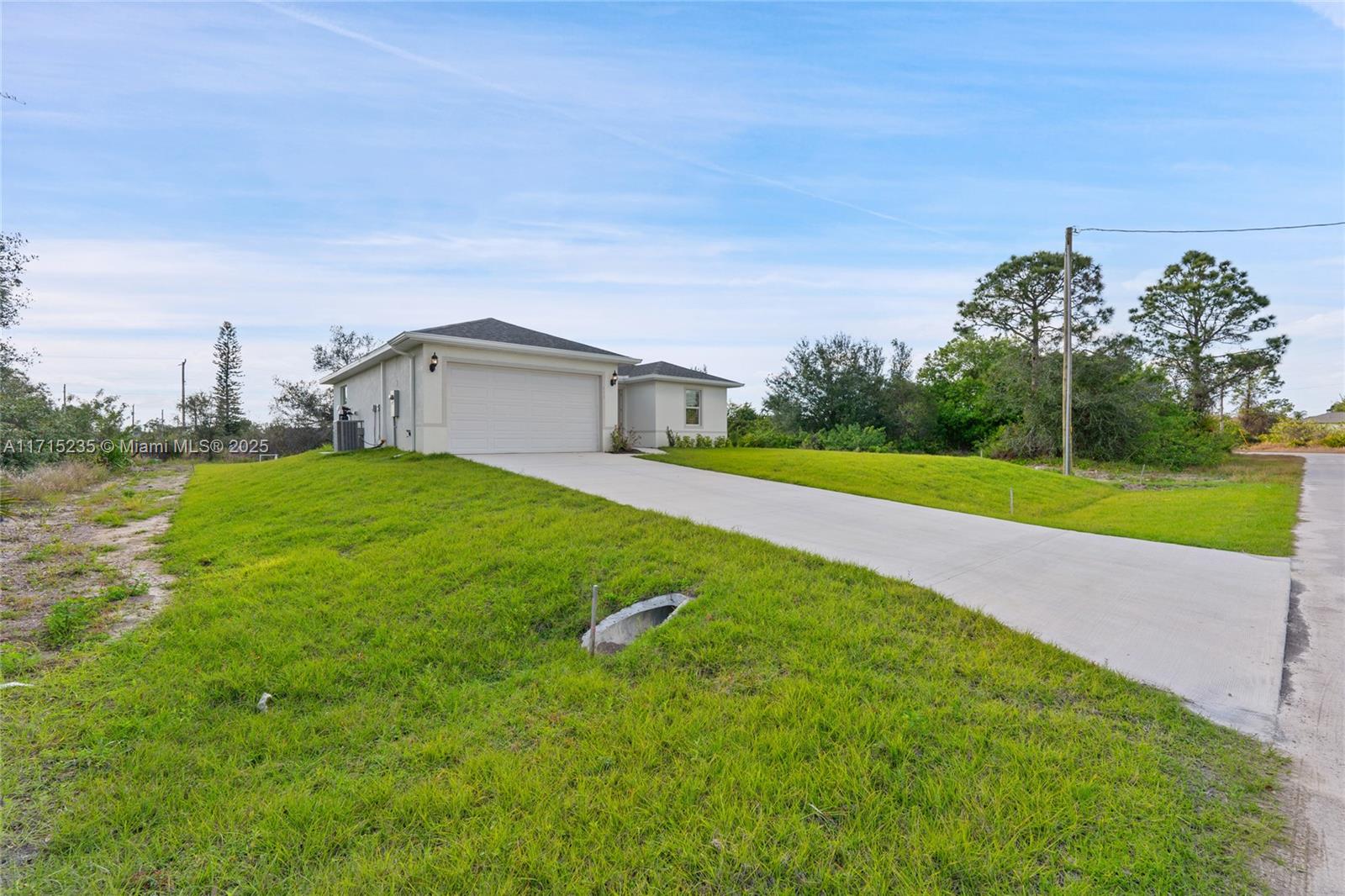 957 Commodore St, Lehigh Acres, Florida image 5