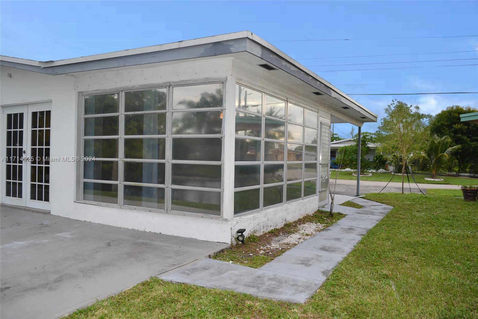 2621 NW 69th Ave, Sunrise, Florida image 28