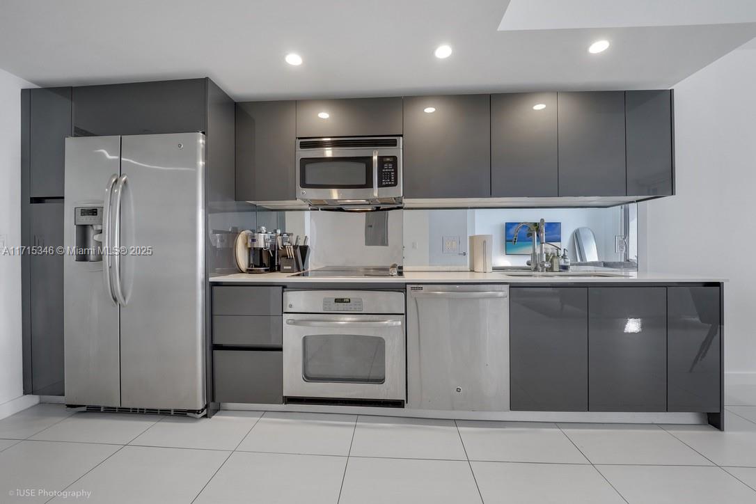31 SE 6th St #1703, Miami, Florida image 5