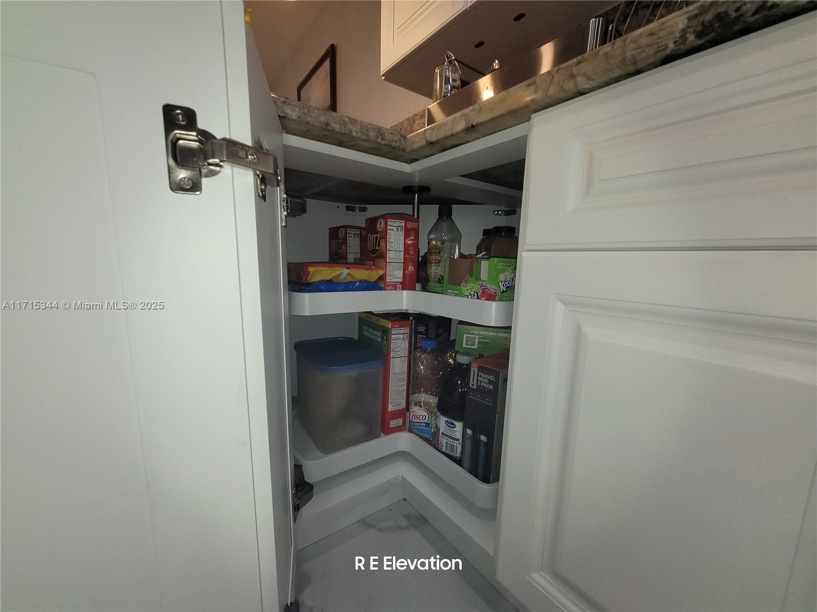 605 Oaks Dr #1010, Pompano Beach, Florida image 5