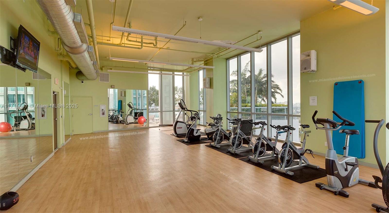 888 Biscayne Blvd #709, Miami FL 33132