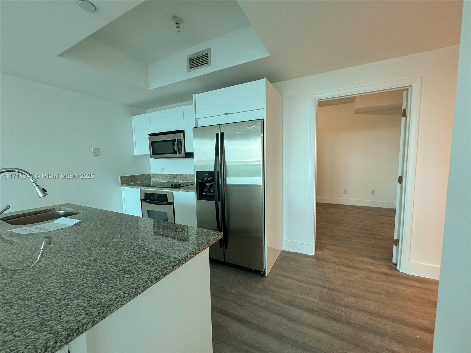 888 Biscayne Blvd #709, Miami FL 33132