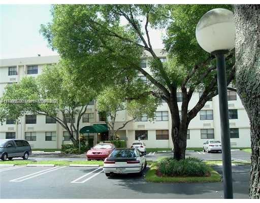 2401 Riverside Dr #512-B, Coral Springs, Florida image 1