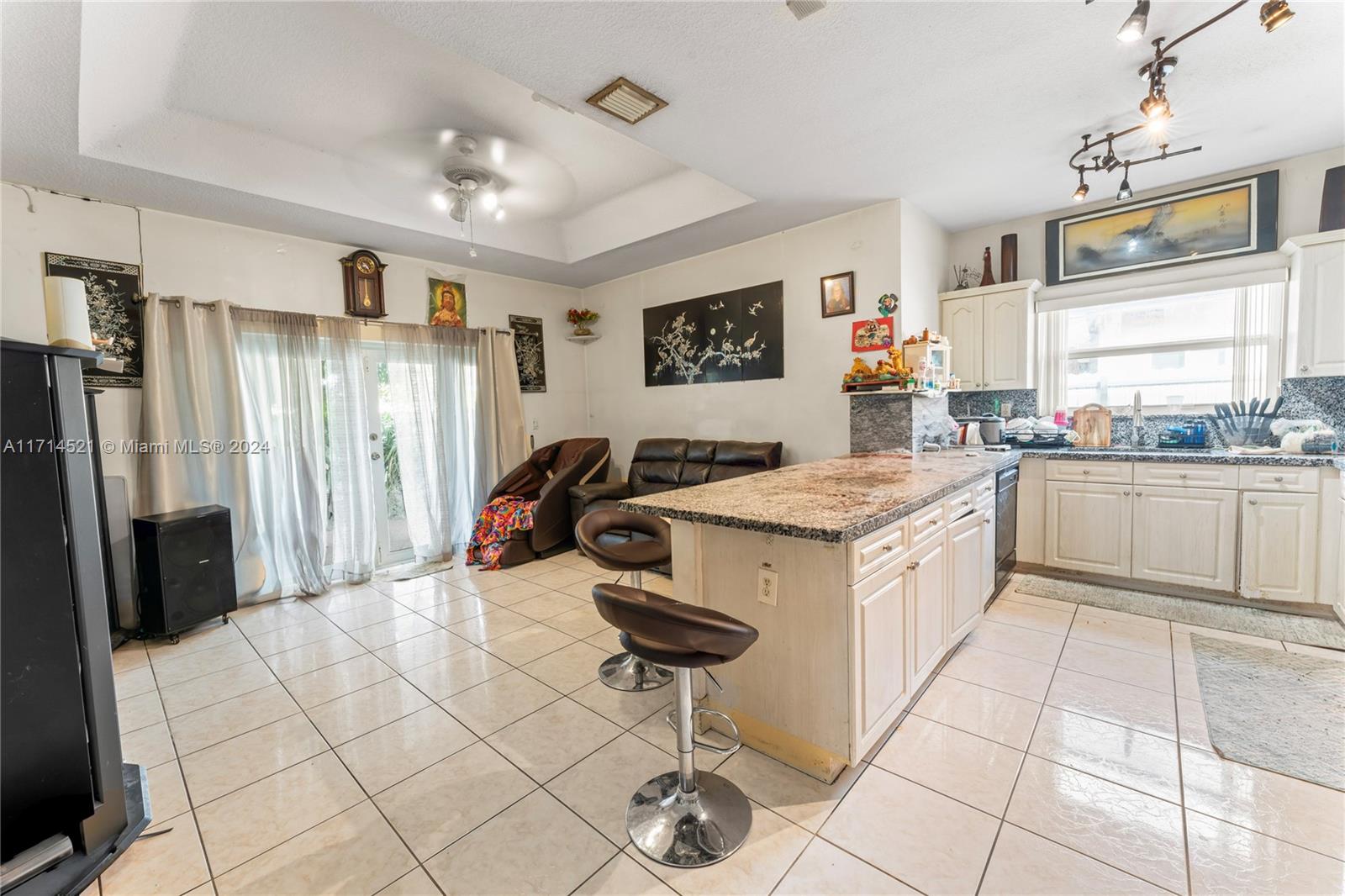 7050 W 4th Ln, Hialeah, Florida image 8