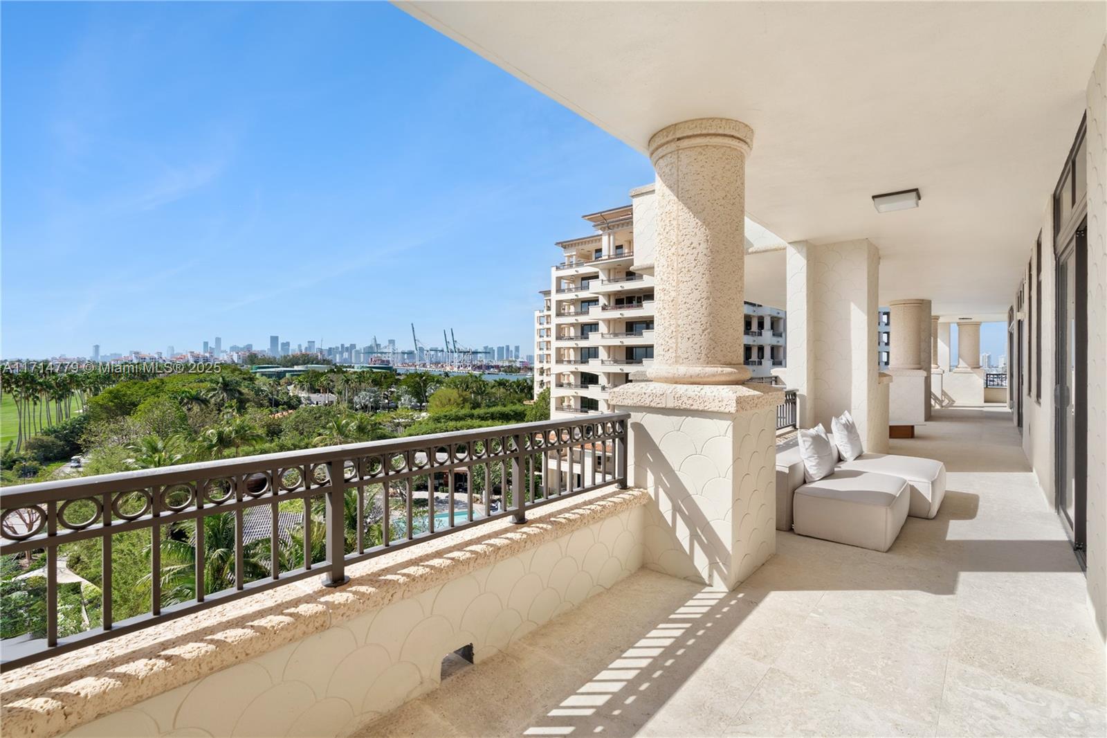 7061 Fisher Island Dr #7061, Miami Beach, Florida image 39