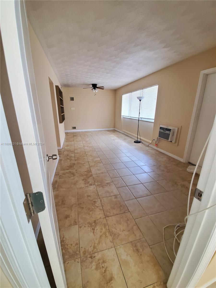 1026 NE 9th Ave, Fort Lauderdale, Florida image 4
