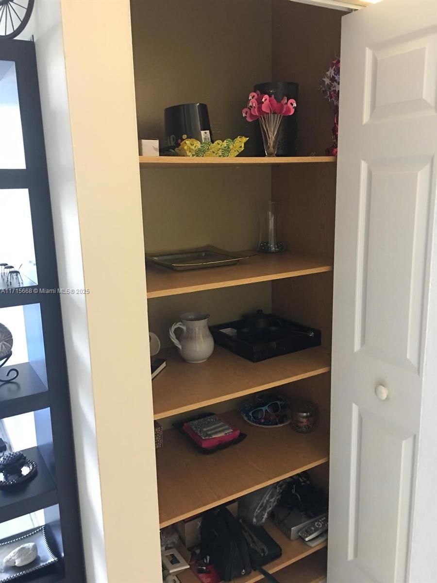 Listing Photo 17