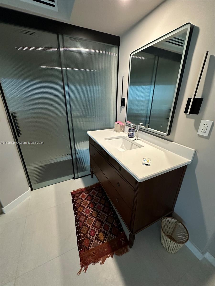4250 Biscayne Blvd #702, Miami FL 33137