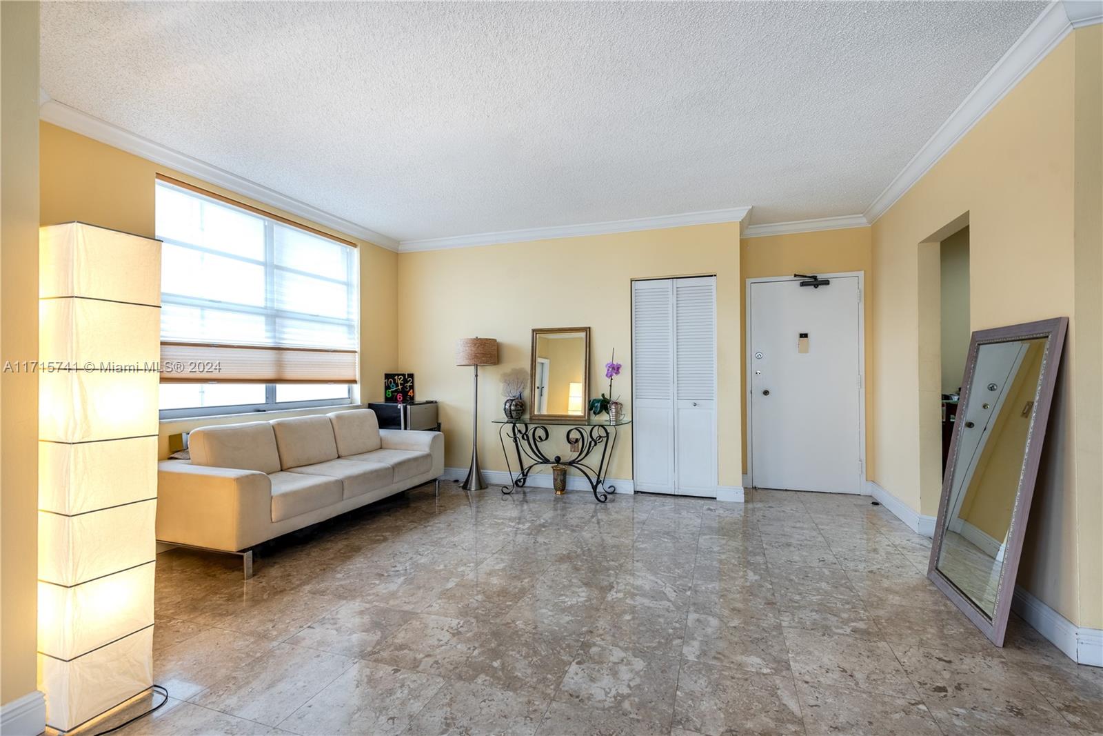 1985 S Ocean Dr #6P, Hallandale Beach, Florida image 2