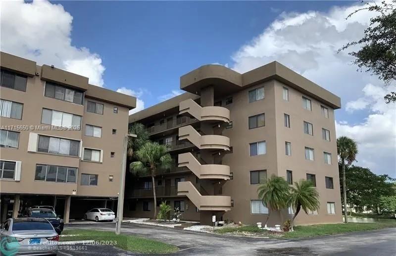 8020 Hampton Blvd #309, North Lauderdale, Florida image 1