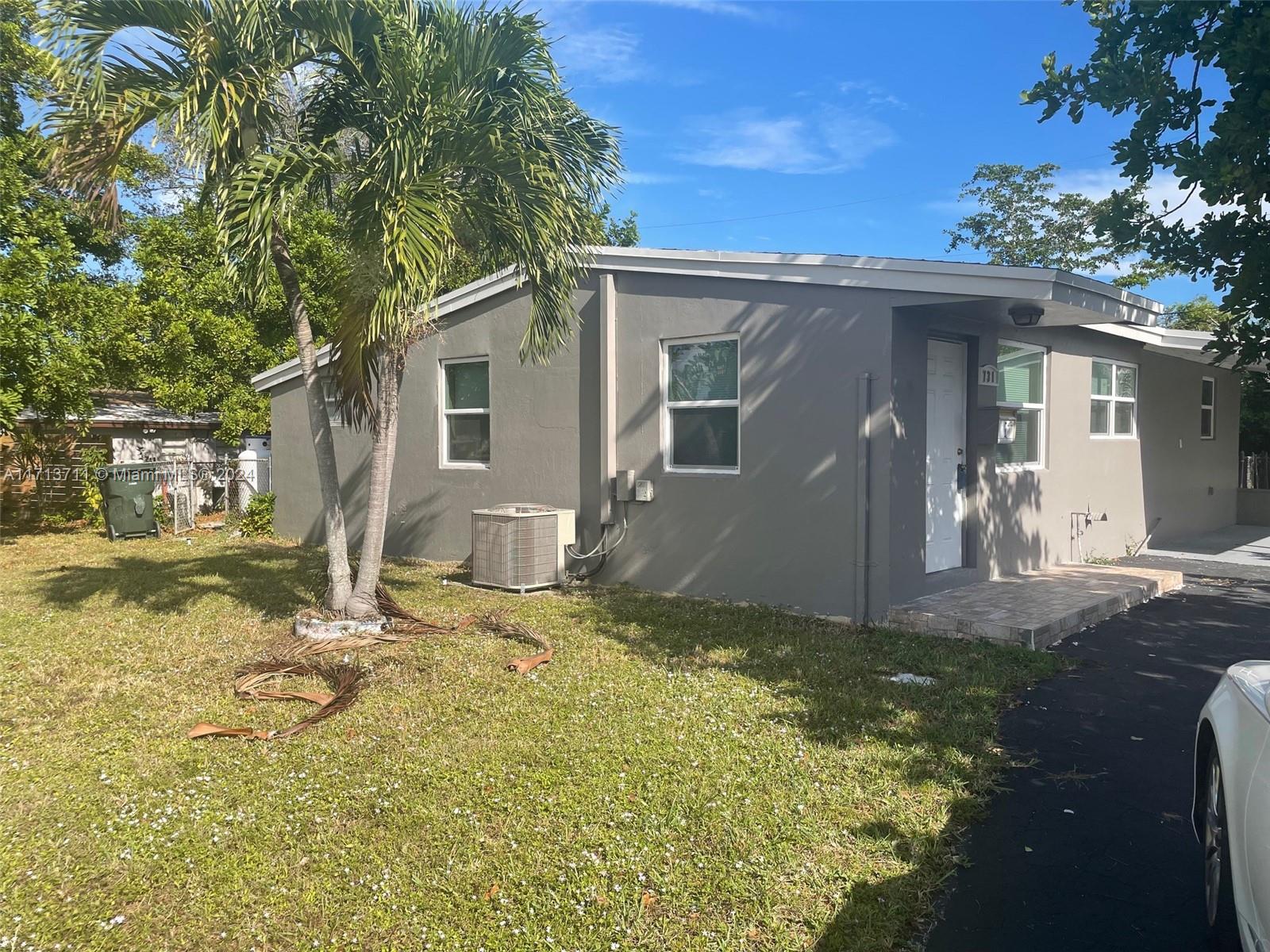 731 NE 57th St, Oakland Park, Florida image 6