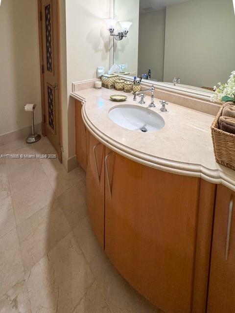 17875 Collins Ave #4303/04, Sunny Isles Beach, Florida image 19