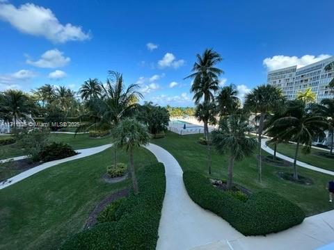 881 Ocean Dr #L5, Key Biscayne FL 33149