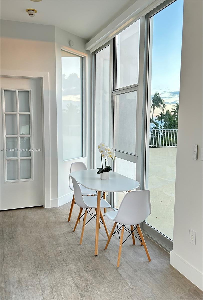 881 Ocean Dr #L5, Key Biscayne FL 33149