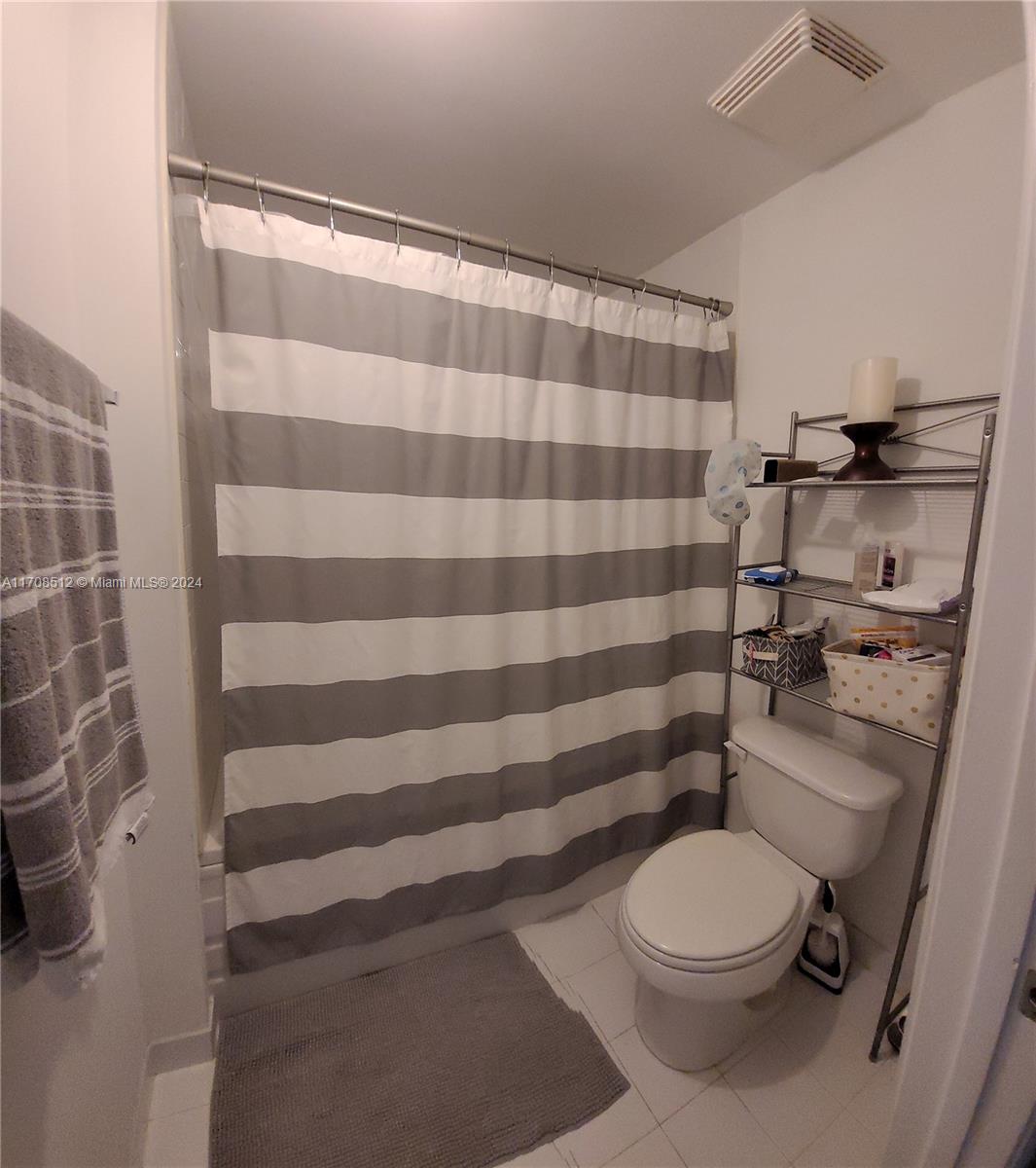 690 SW 1st Ct #1915, Miami FL 33130