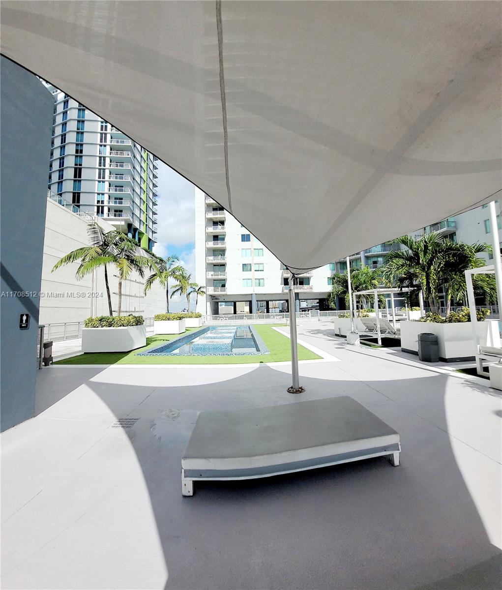 690 SW 1st Ct #1915, Miami FL 33130