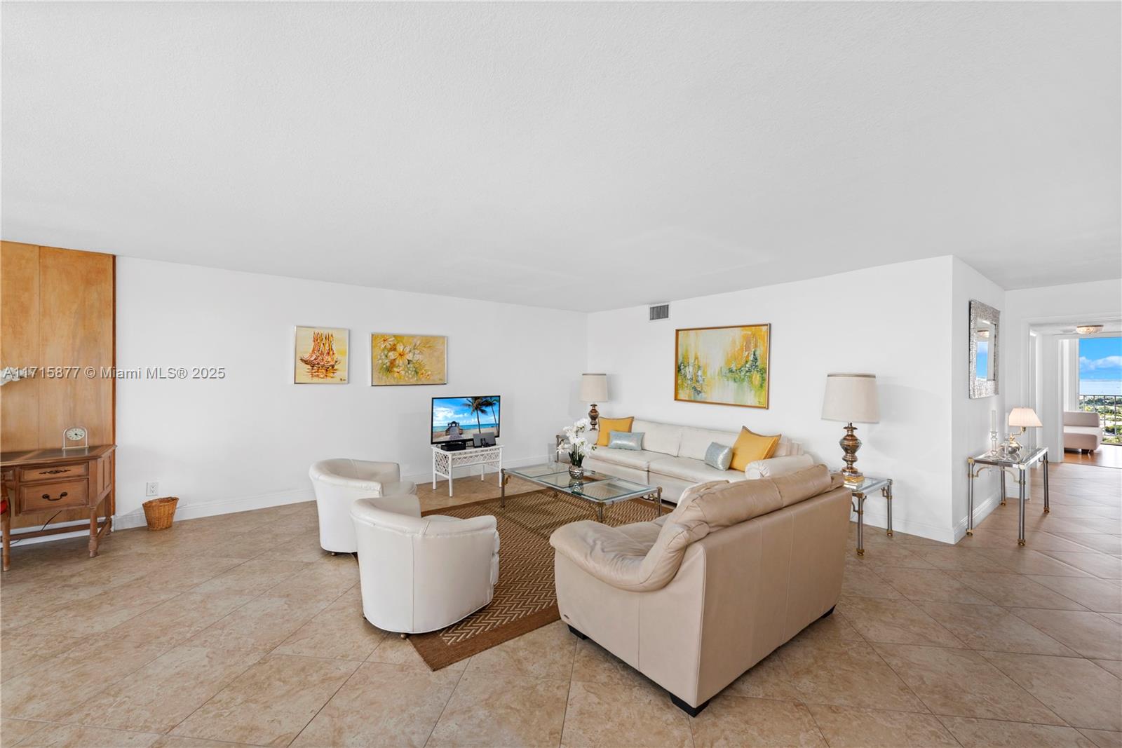 881 Ocean Dr #21E, Key Biscayne FL 33149