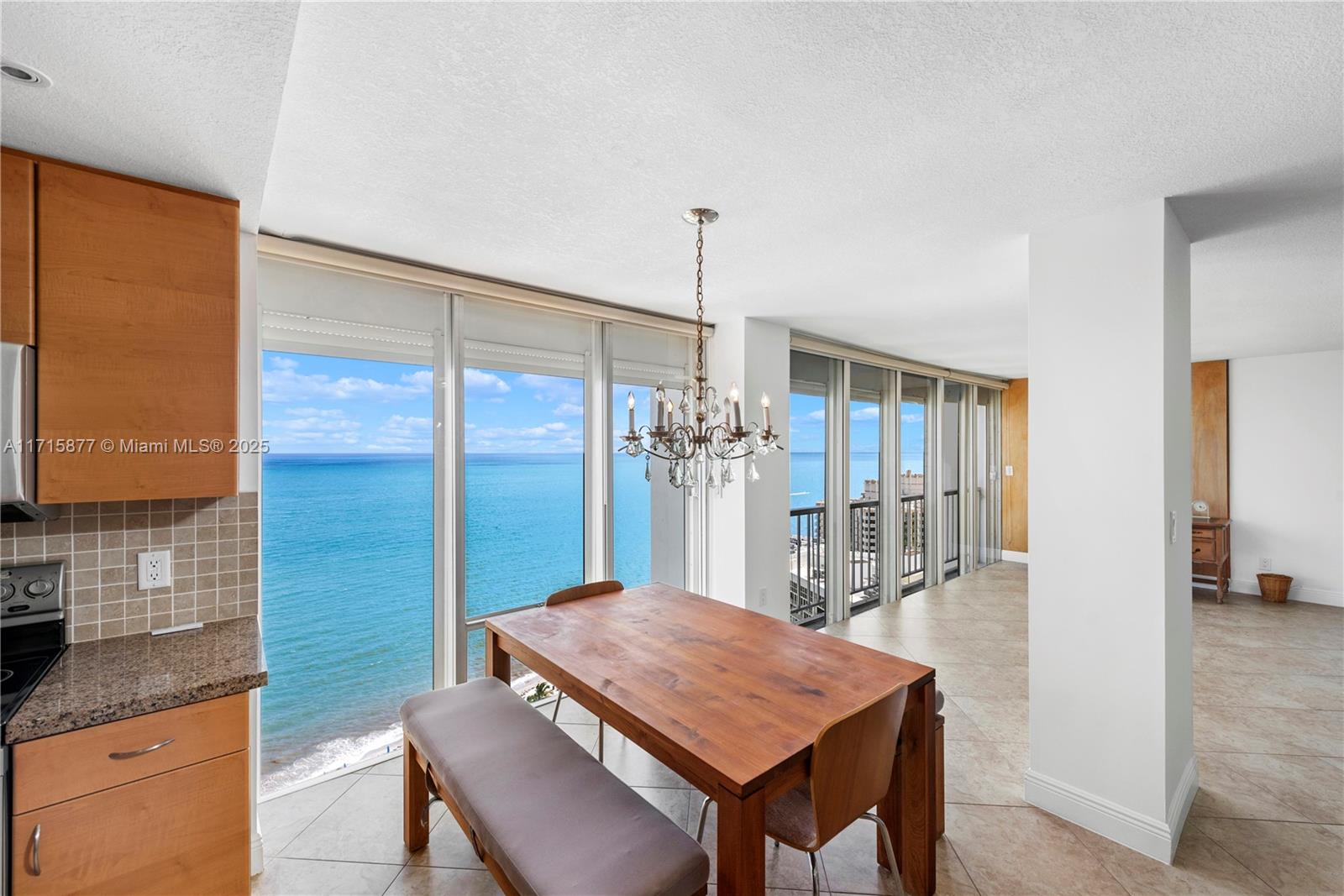 881 Ocean Dr #21E, Key Biscayne FL 33149