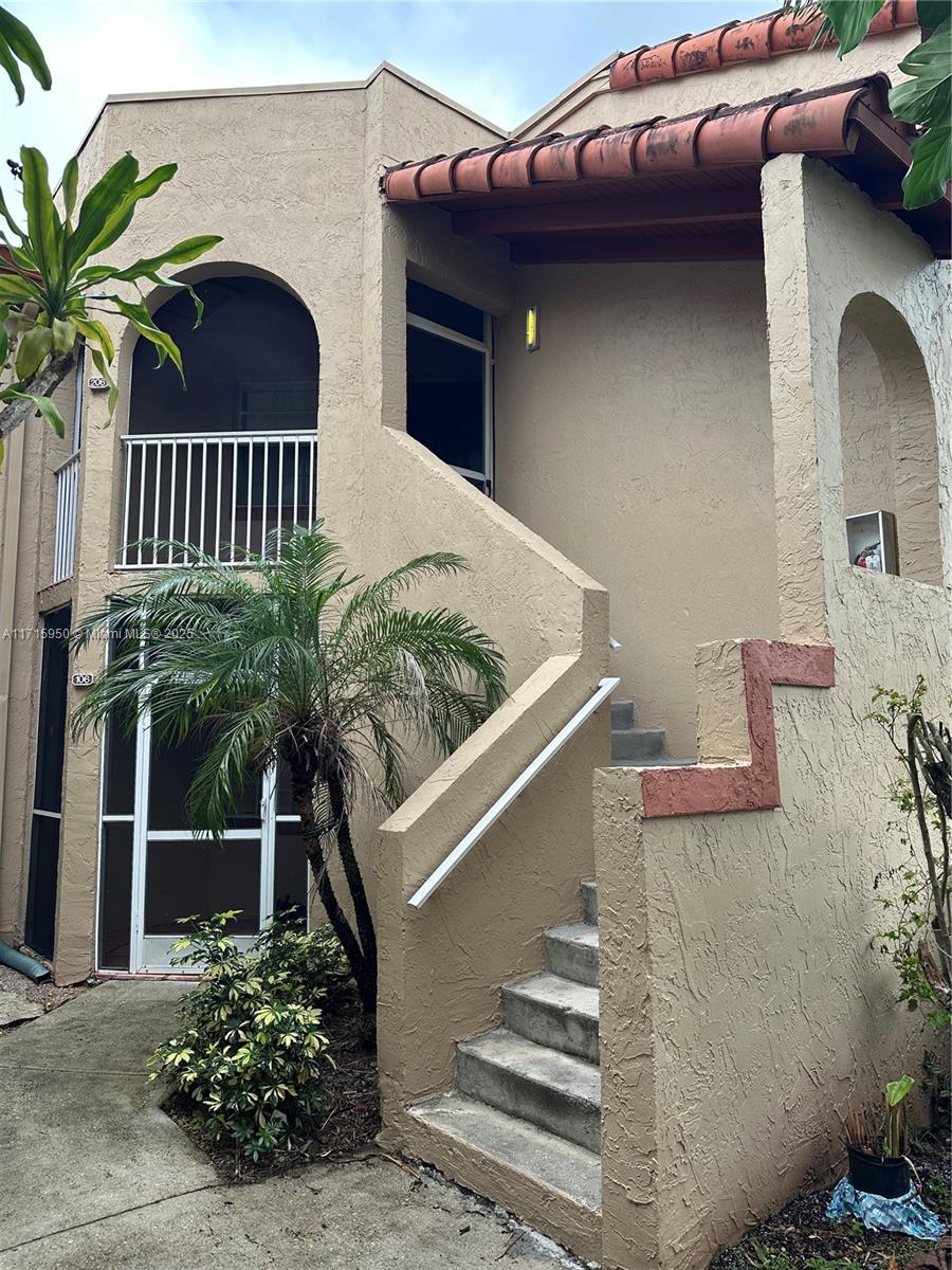 8621 SW 5th St #206, Pembroke Pines, Florida image 3