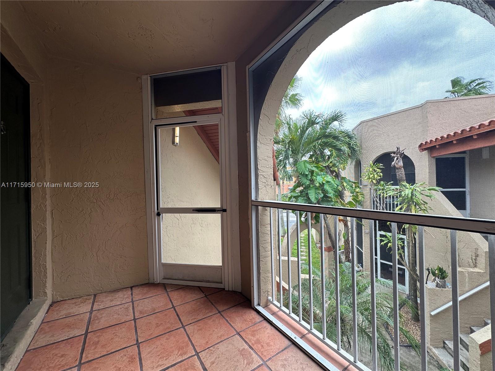 8621 SW 5th St #206, Pembroke Pines, Florida image 7