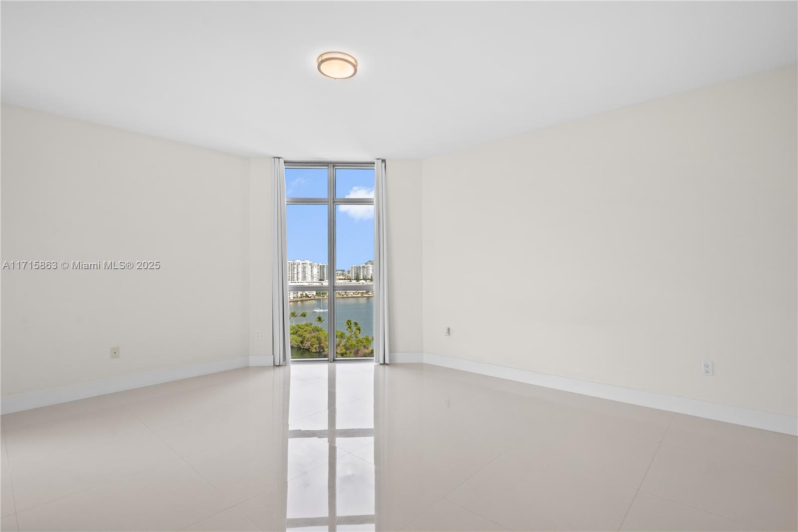 17301 Biscayne Blvd #902, North Miami Beach, Florida image 14