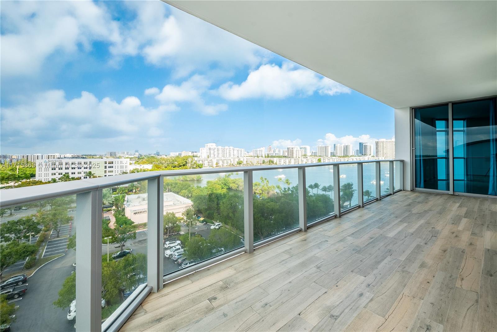 17301 Biscayne Blvd #902, North Miami Beach, Florida image 19