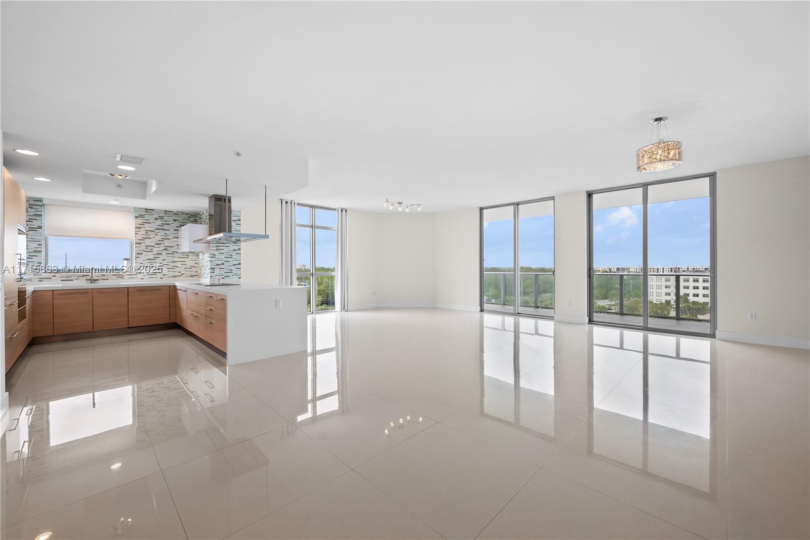 17301 Biscayne Blvd #902, North Miami Beach, Florida image 4