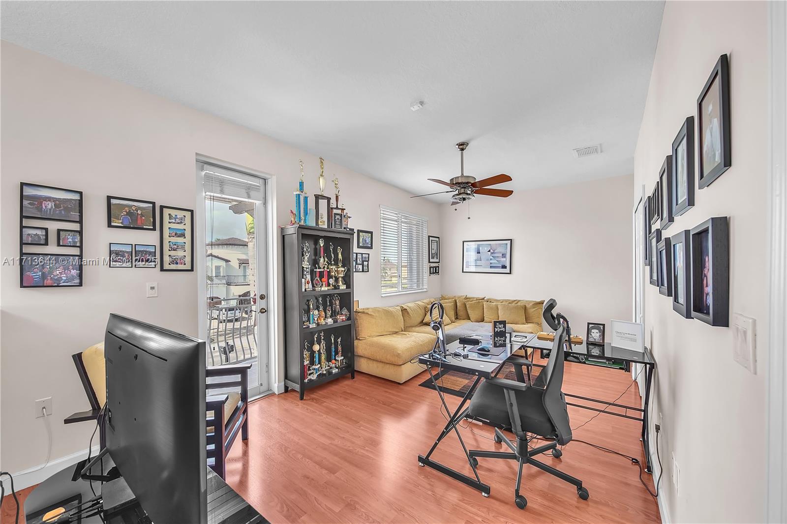 Listing Photo 16