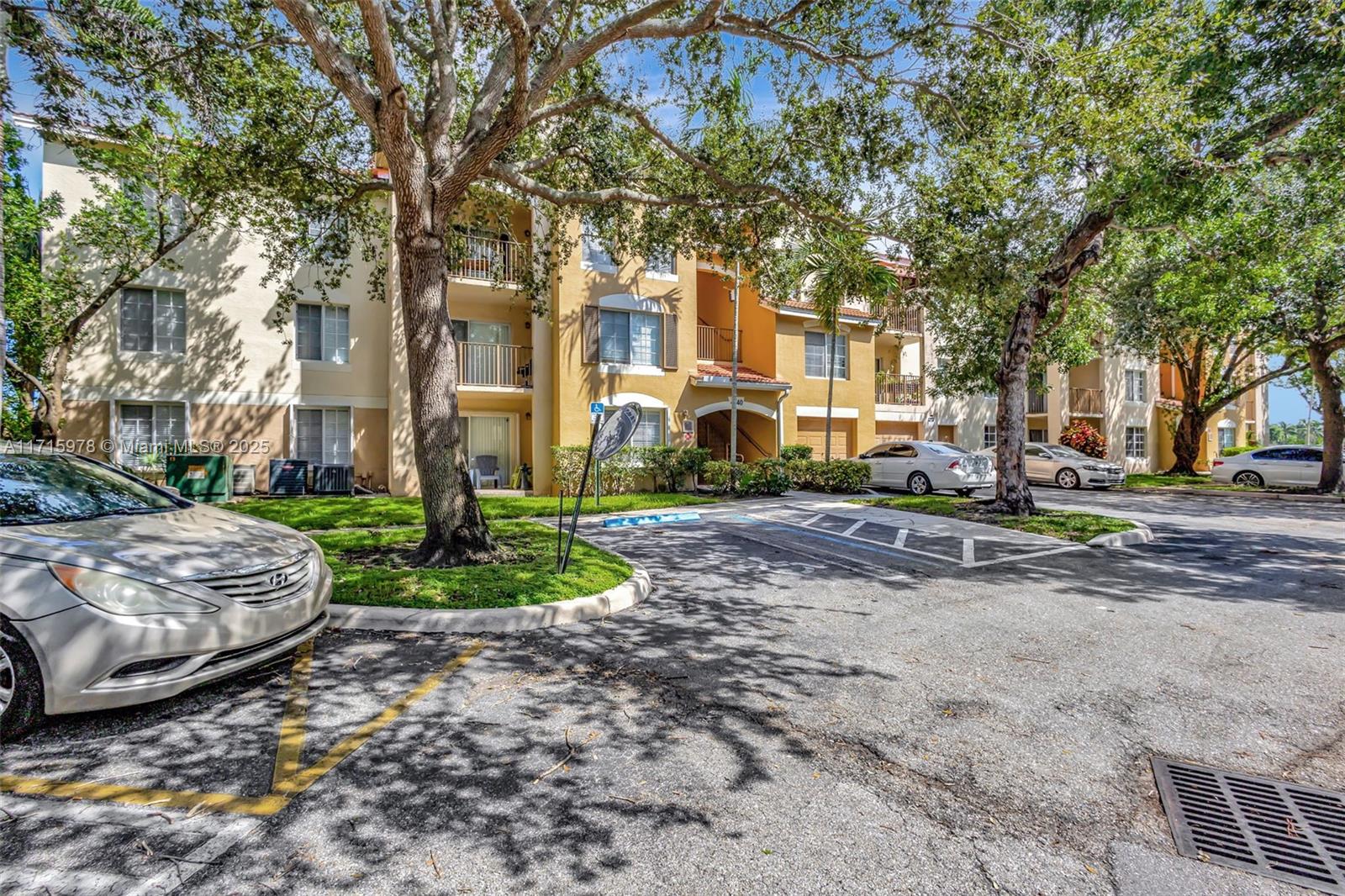 4240 San Marino Blvd #108, West Palm Beach, Florida image 3