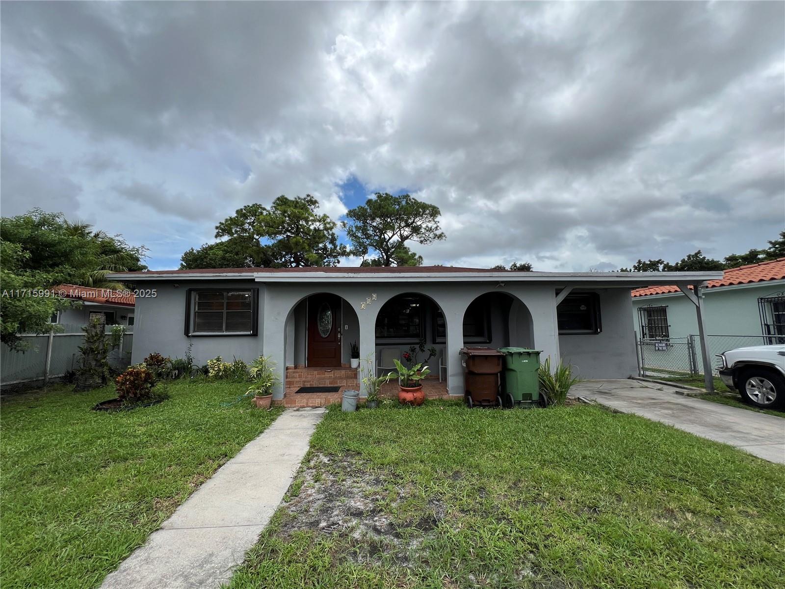 546 E 27th St, Hialeah, Florida image 1