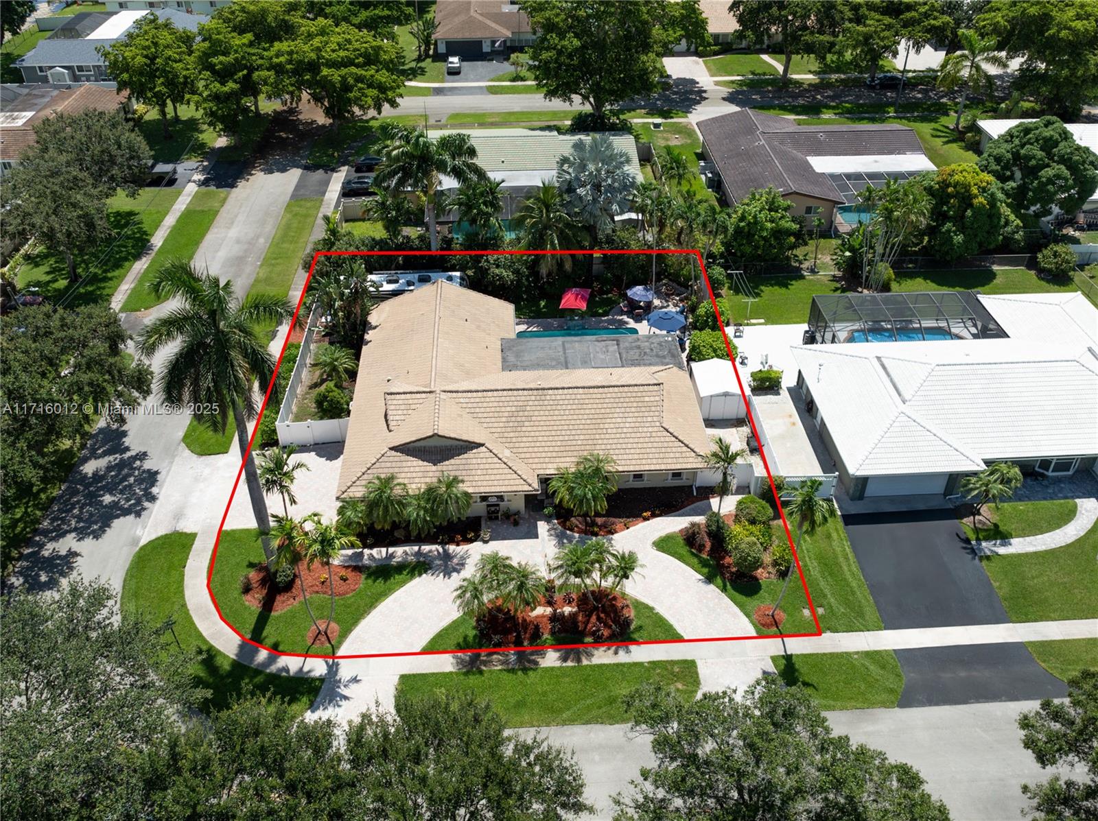 880 NW 73rd Ave, Plantation, Florida image 24