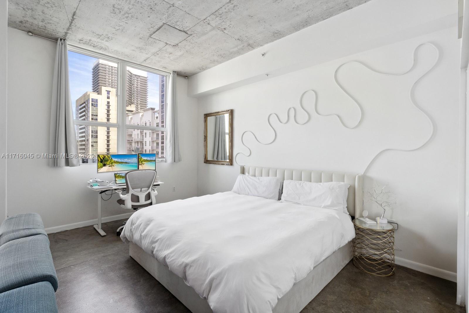 133 NE 2nd Ave #2111, Miami FL 33132