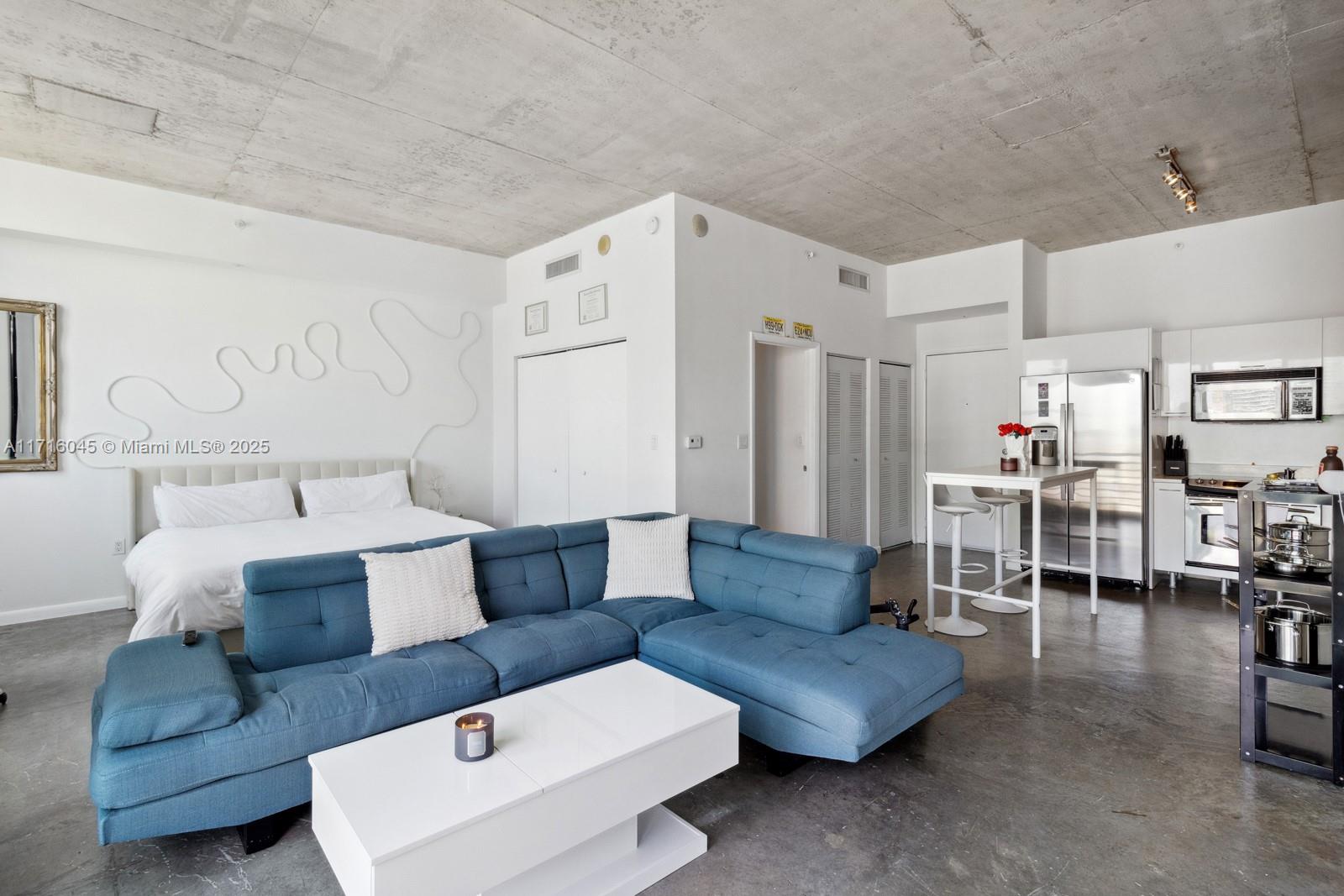 133 NE 2nd Ave #2111, Miami FL 33132
