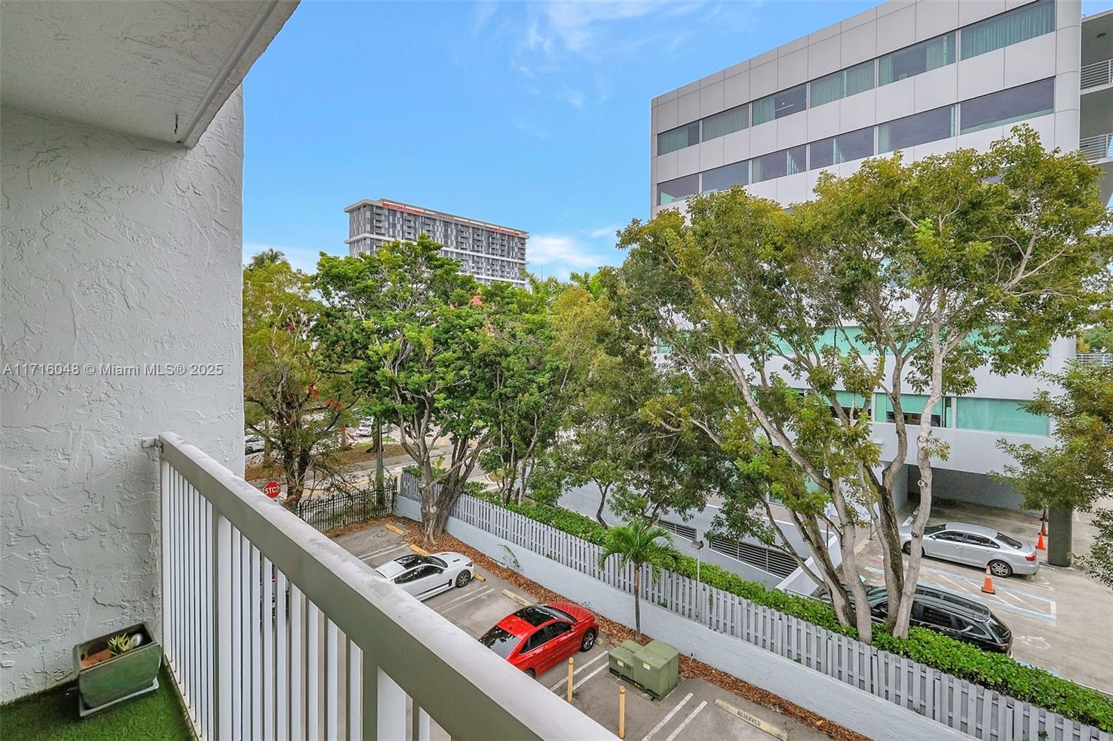 2920 SW 28th Ter #407, Coconut Grove, Florida image 20