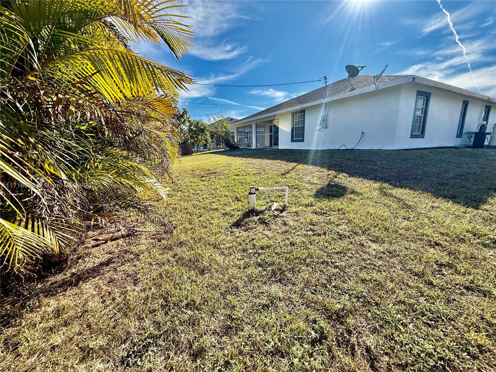 Residential, Fort Myers, Florida image 15