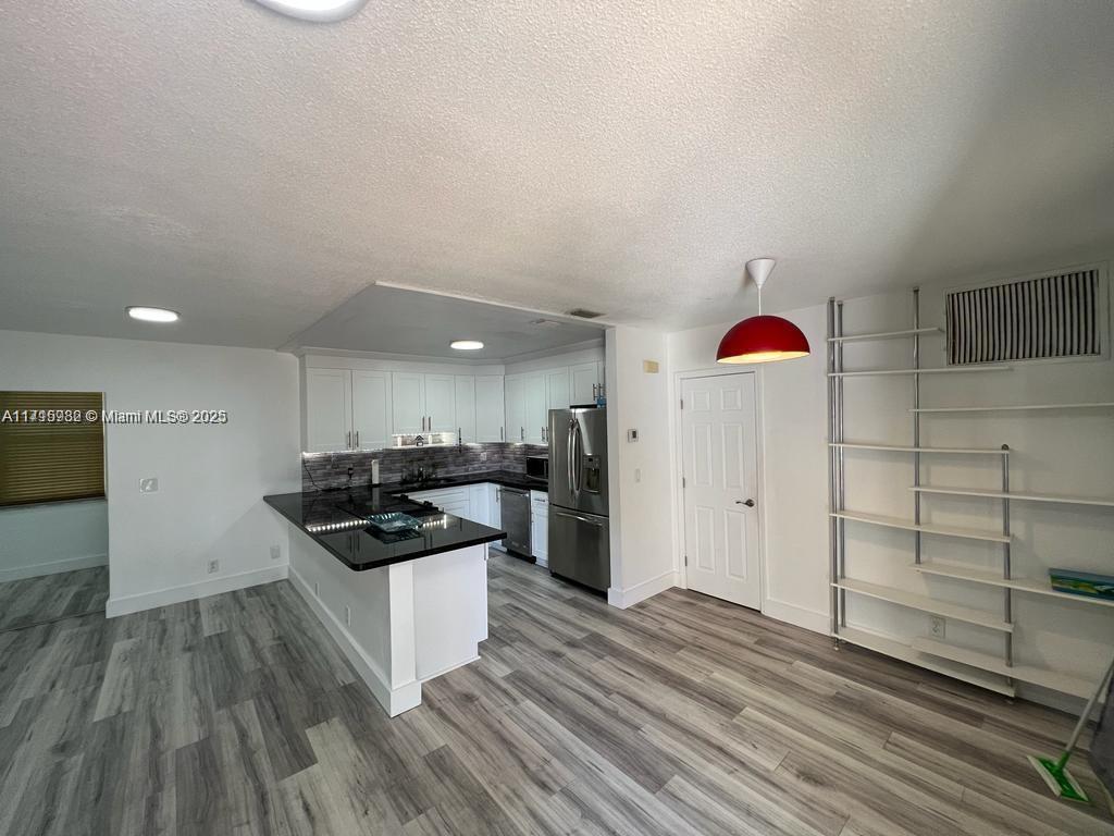 1118 NE 3rd St, Hallandale Beach, Florida image 2