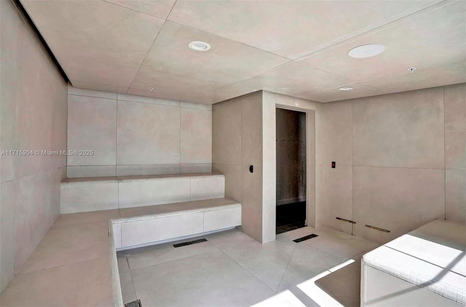 Listing Photo 28