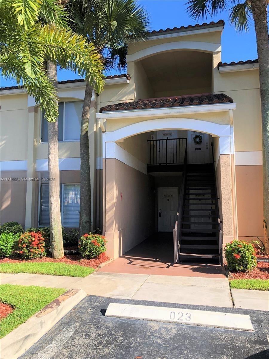 815 W Boynton Beach Blvd #2-104, Boynton Beach, Florida image 2