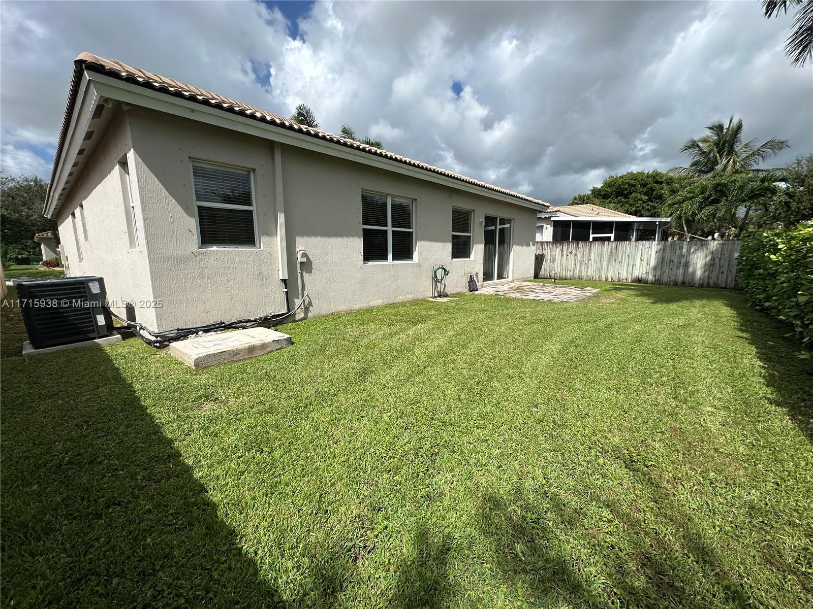 1231 SE 16th Ave, Homestead, Florida image 11