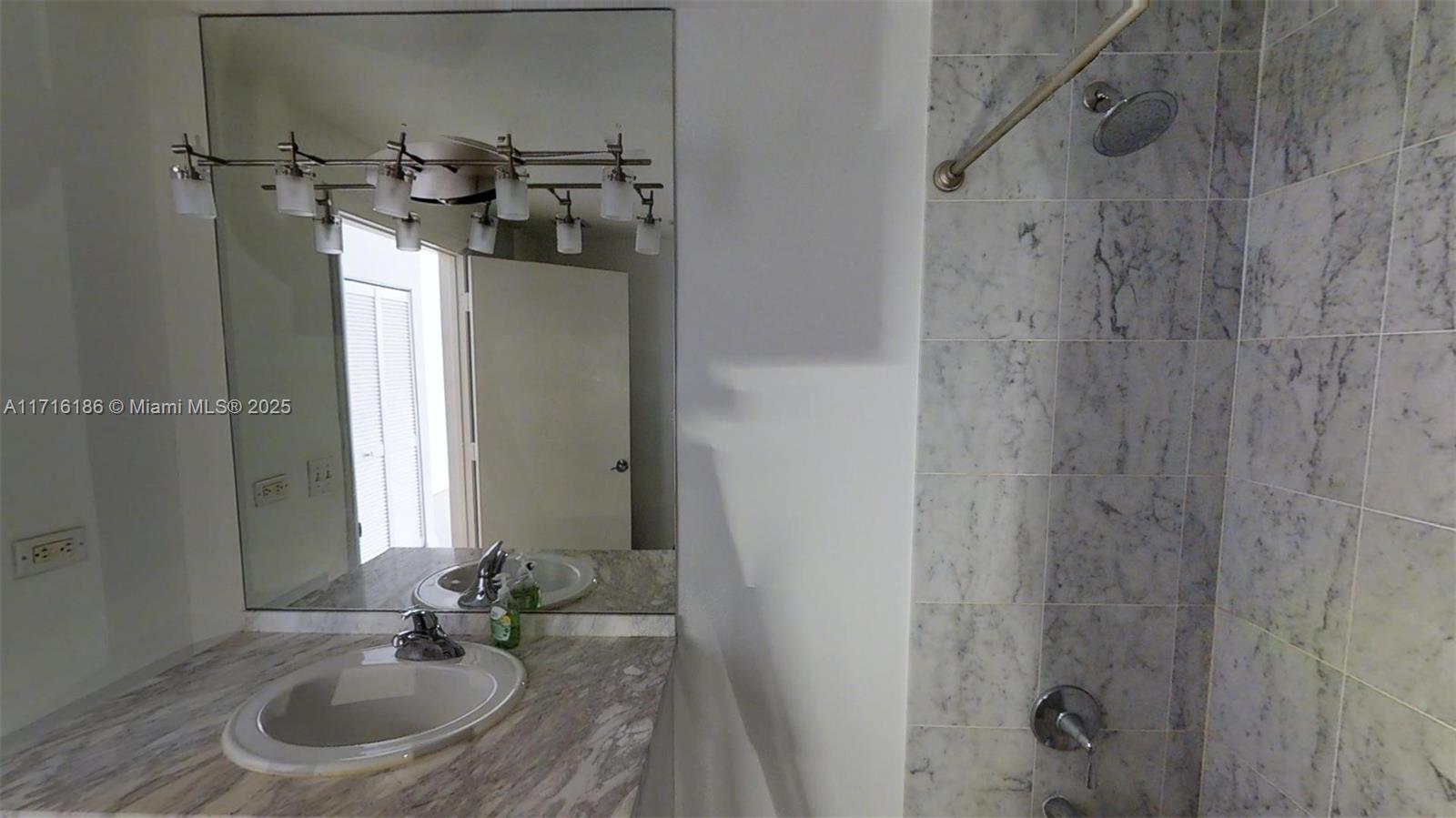 244 Biscayne Blvd #345, Miami FL 33132