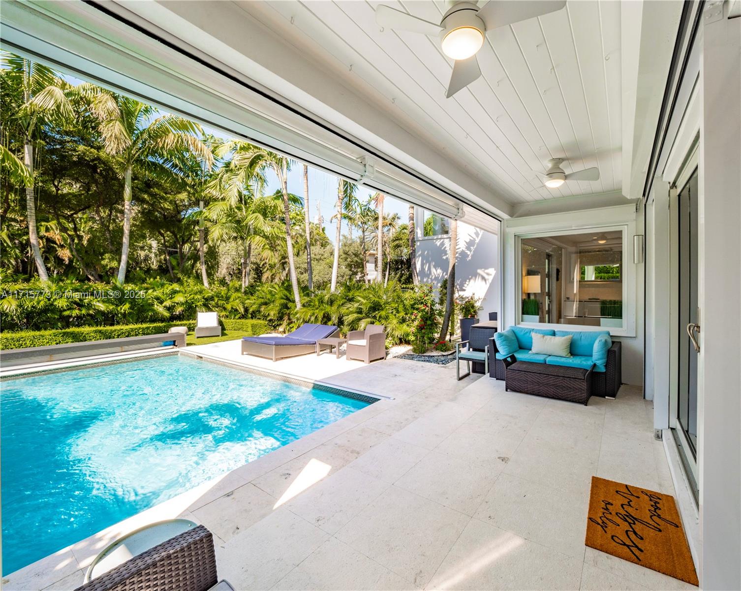 4365 N Bay Rd, Miami Beach, Florida image 32